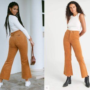 Rolla's Eastcoast Crop Flare Cord Jean